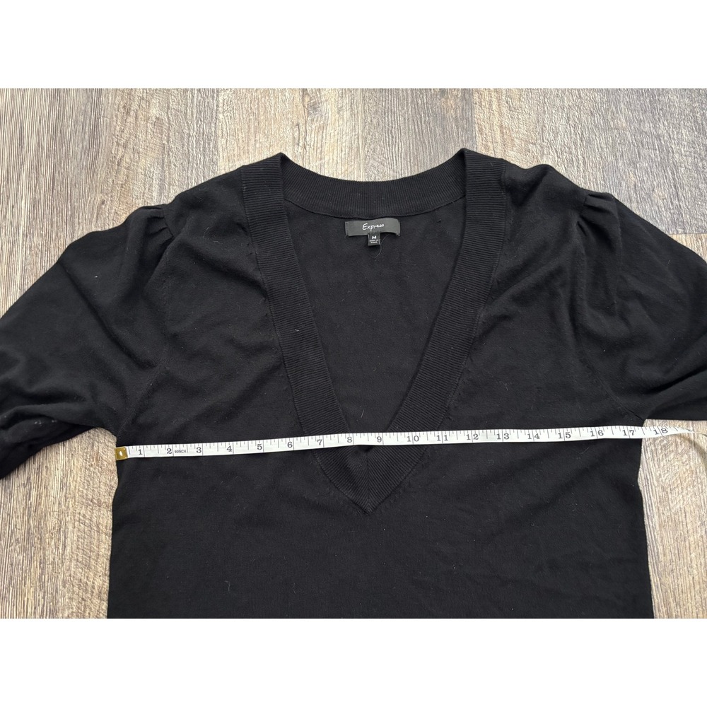 Express Womens Black Deep V-Neck‎ Puff Short Sleeve Knit Sweater Top Size M - Picture 4 of 6